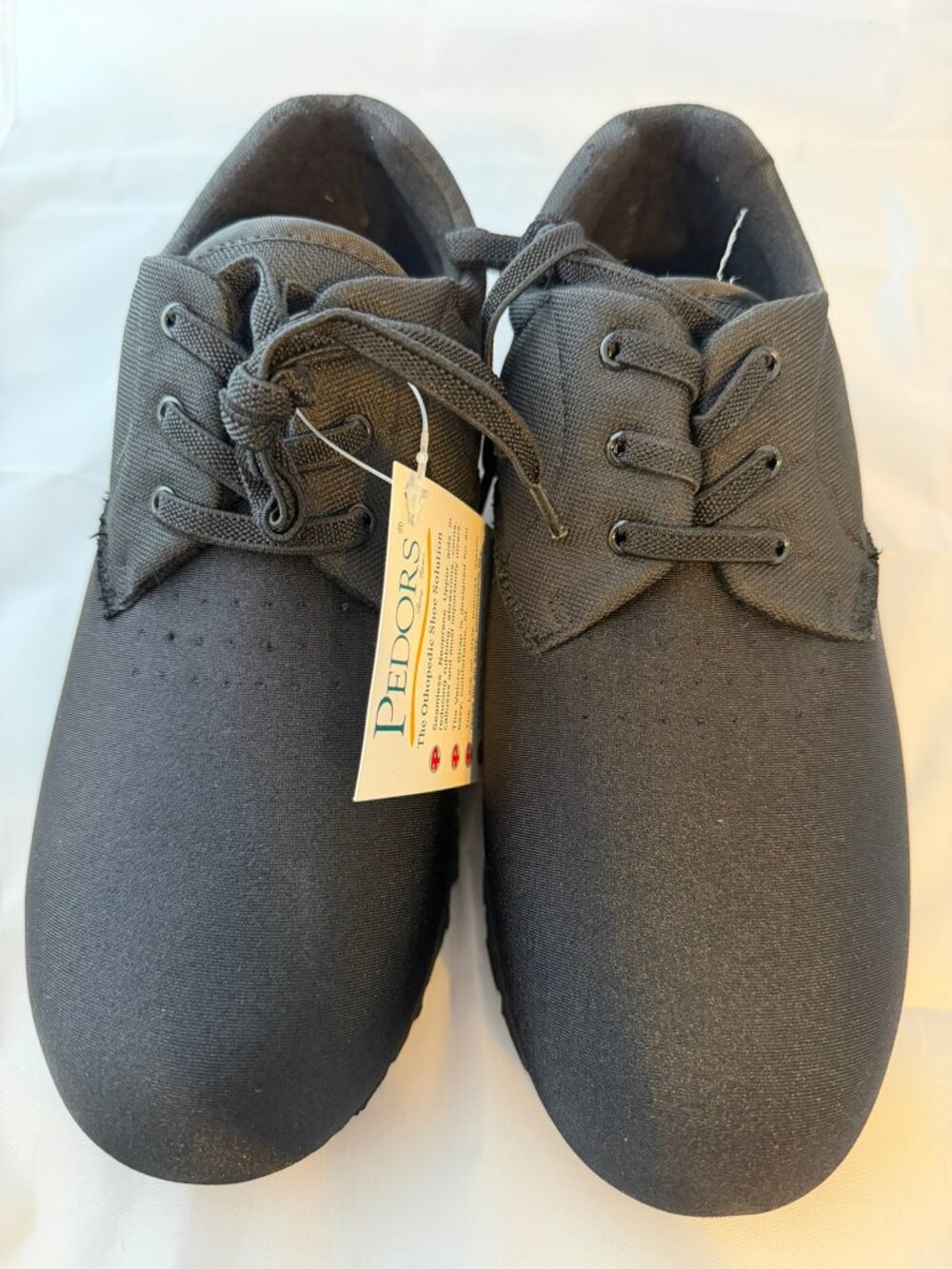 Pedors  Unisex Lace Up Shoe, Black Size 6.5 Men/8.5 Women Medium  NIB